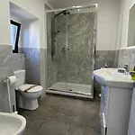 فندق مبيت وإفطار Doralice 4*
