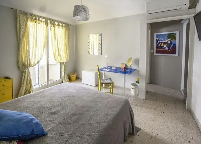 Alojamento de Acomodação e Pequeno-almoço Doralice 4*