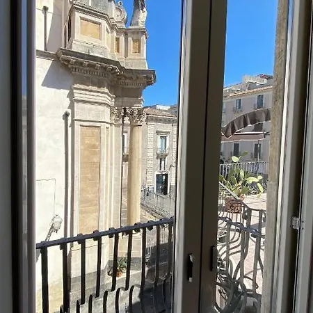 ベッド・アンド・ブレックファスト B＆b　ドラリーチェ カターニア